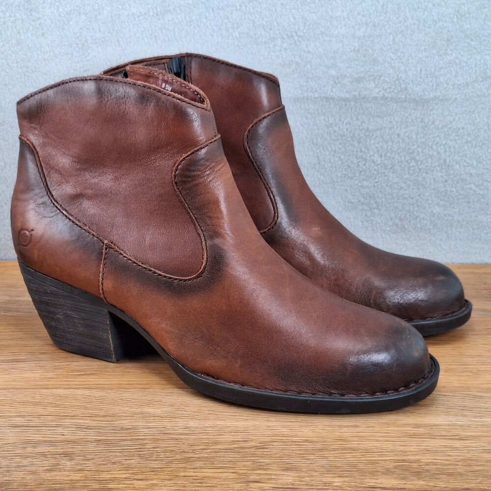 Born Michel Women's 9.5 Western Ankle Boots Brown Distressed Leather Cuban Heel